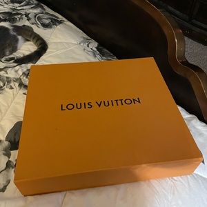 Louis Vuitton box